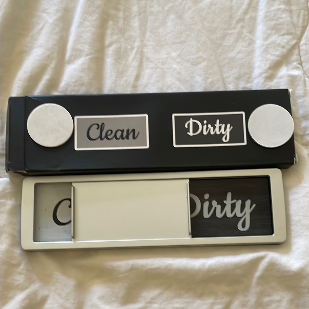 Magnetic Clean Dirty Dishwasher Sign - Black and White